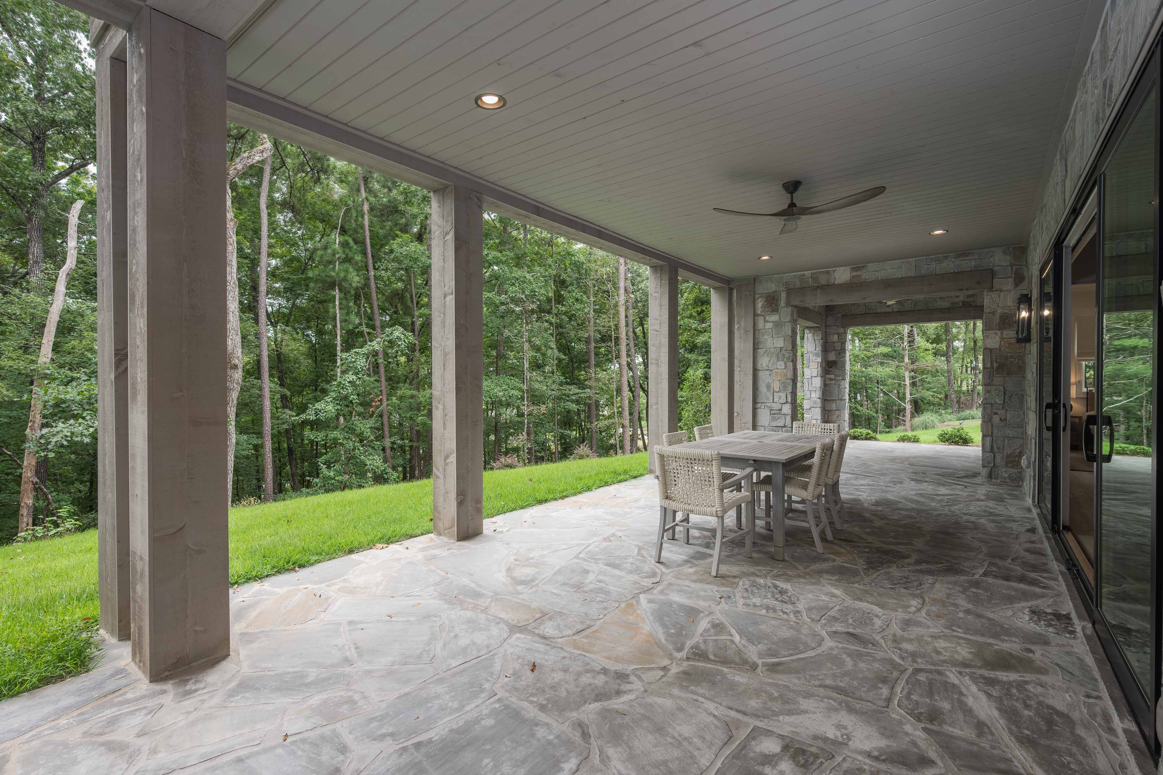1020 Eastridge Loop image 40